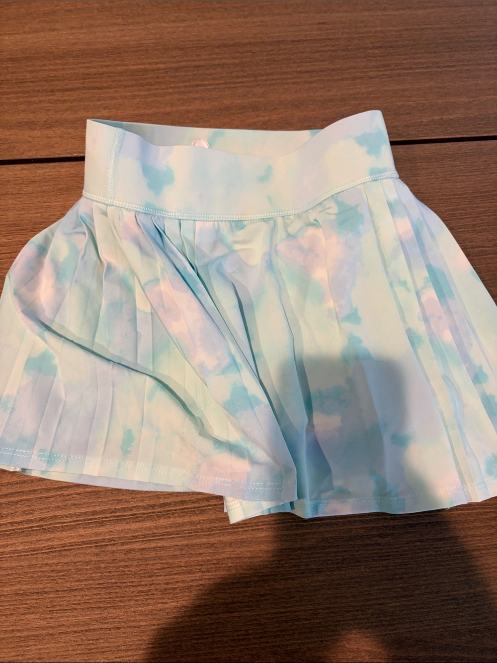 Yogalicious Light Blue & White Tie-Dye Pleated Skort